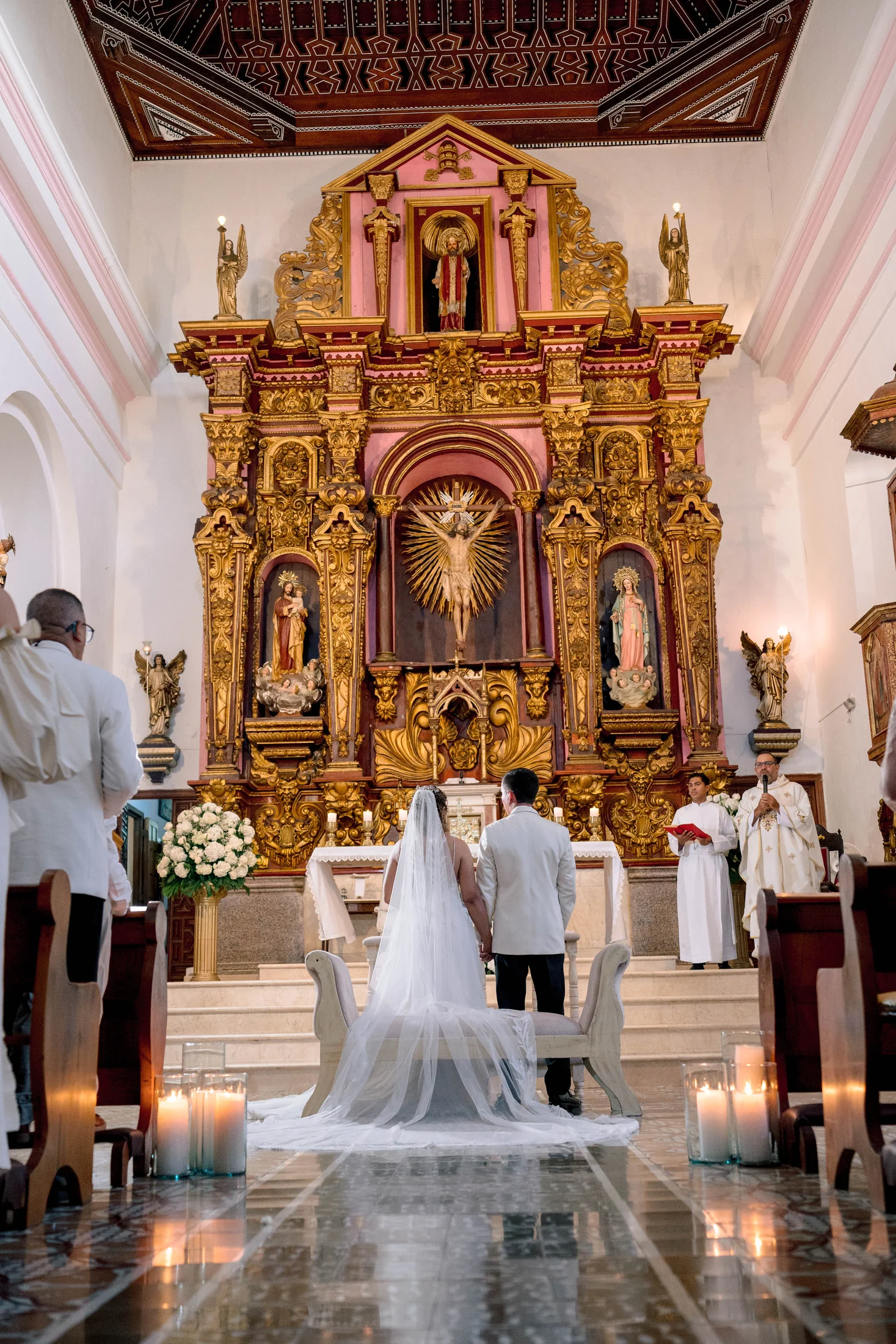 Boda de Schelly y José — iglesia