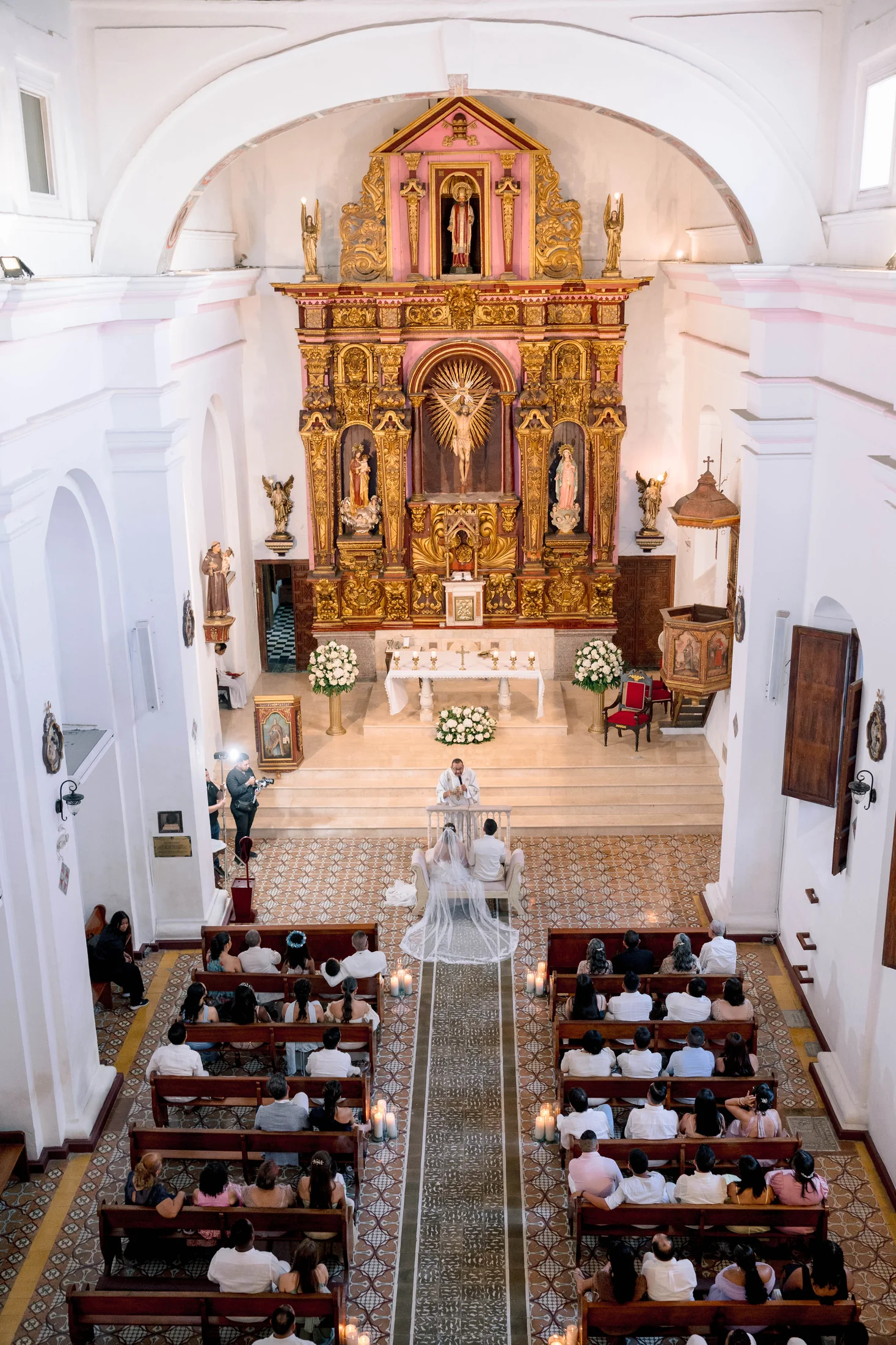 Boda de Schelly y José — iglesia
