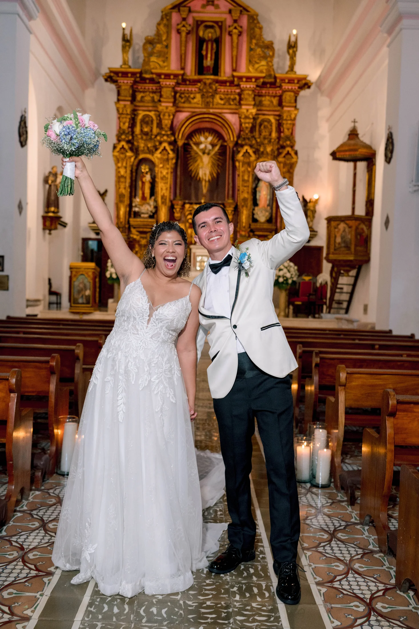 Boda de Schelly y José — iglesia