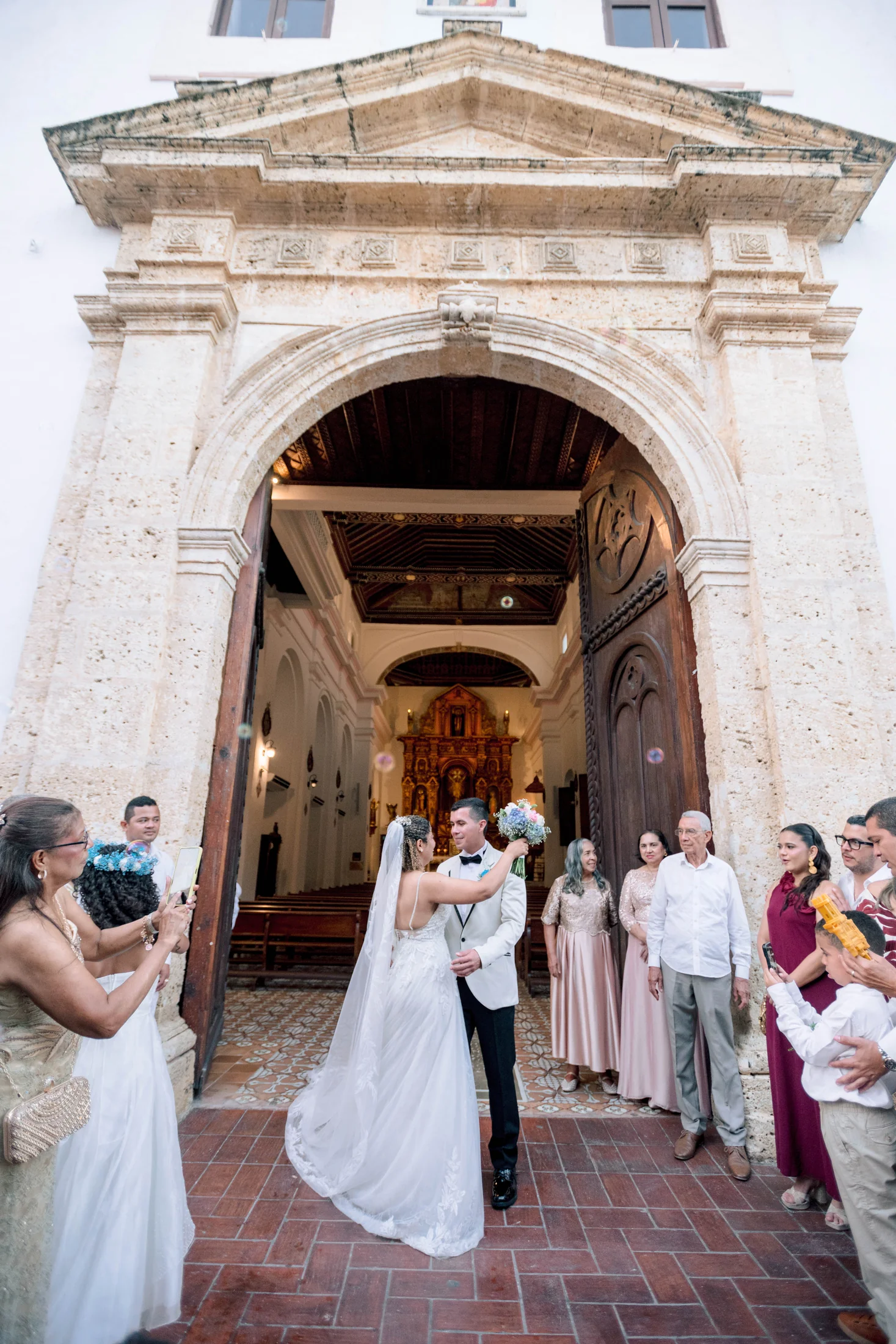 Boda de Schelly y José — iglesia