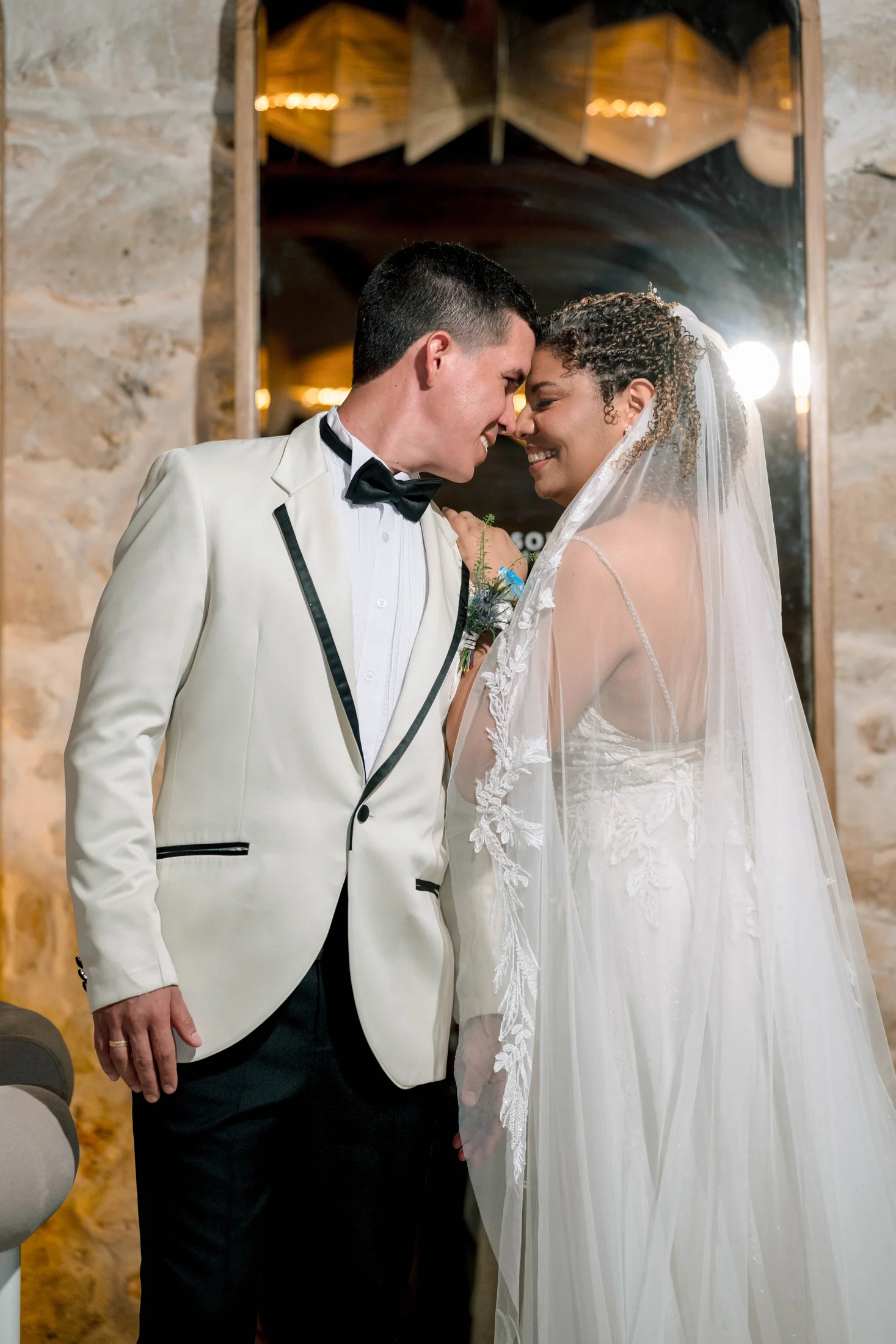 Boda de Schelly y José — iglesia
