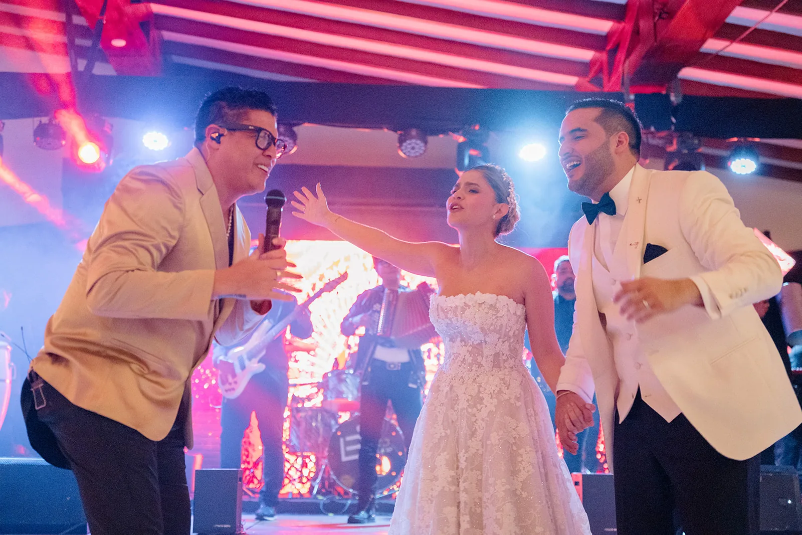 Boda de Vale y Miguel — fiesta