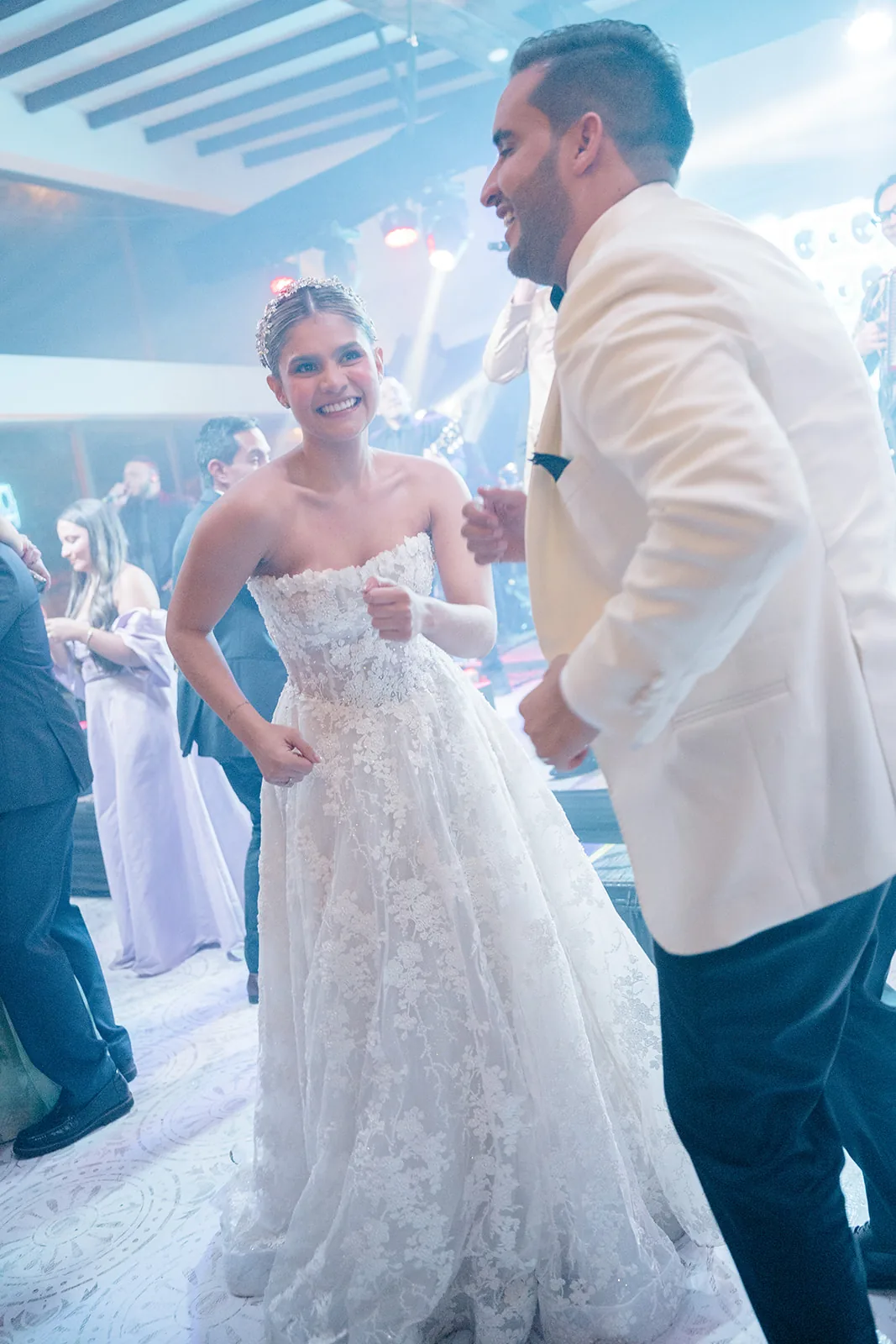 Boda de Vale y Miguel — fiesta