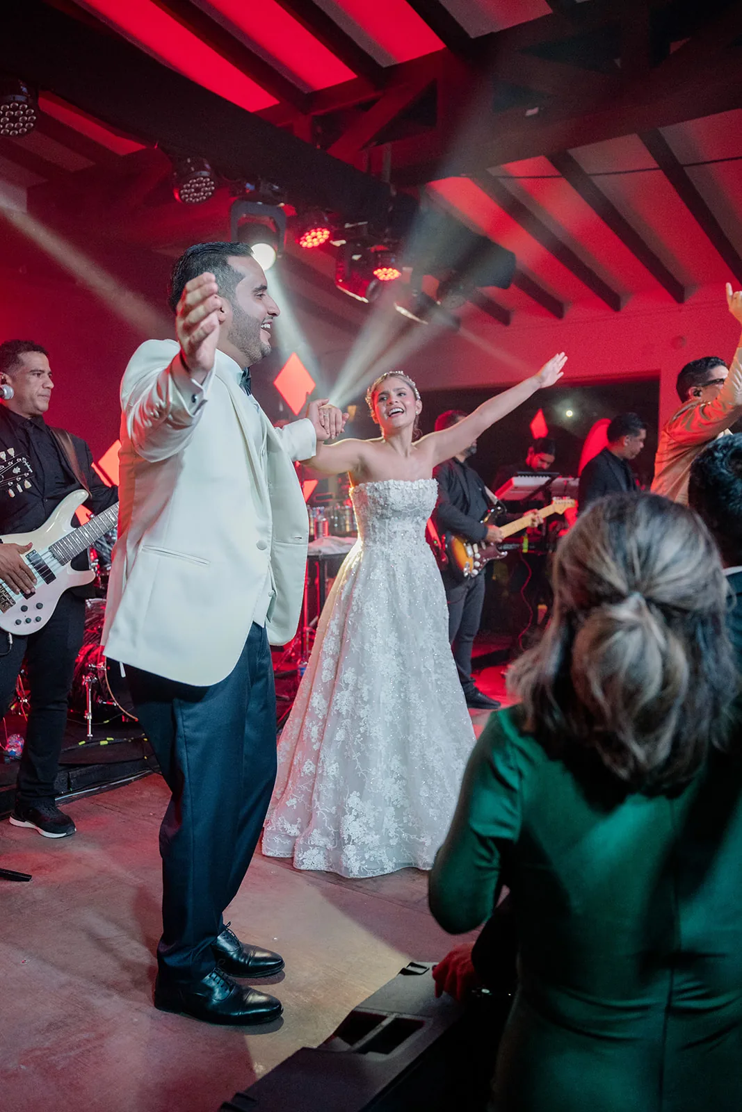 Boda de Vale y Miguel — fiesta