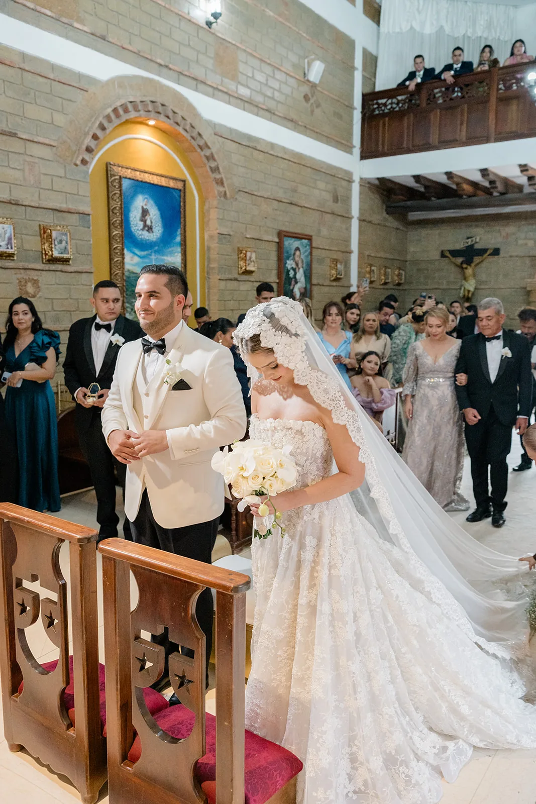 Boda de Vale y Miguel — iglesia