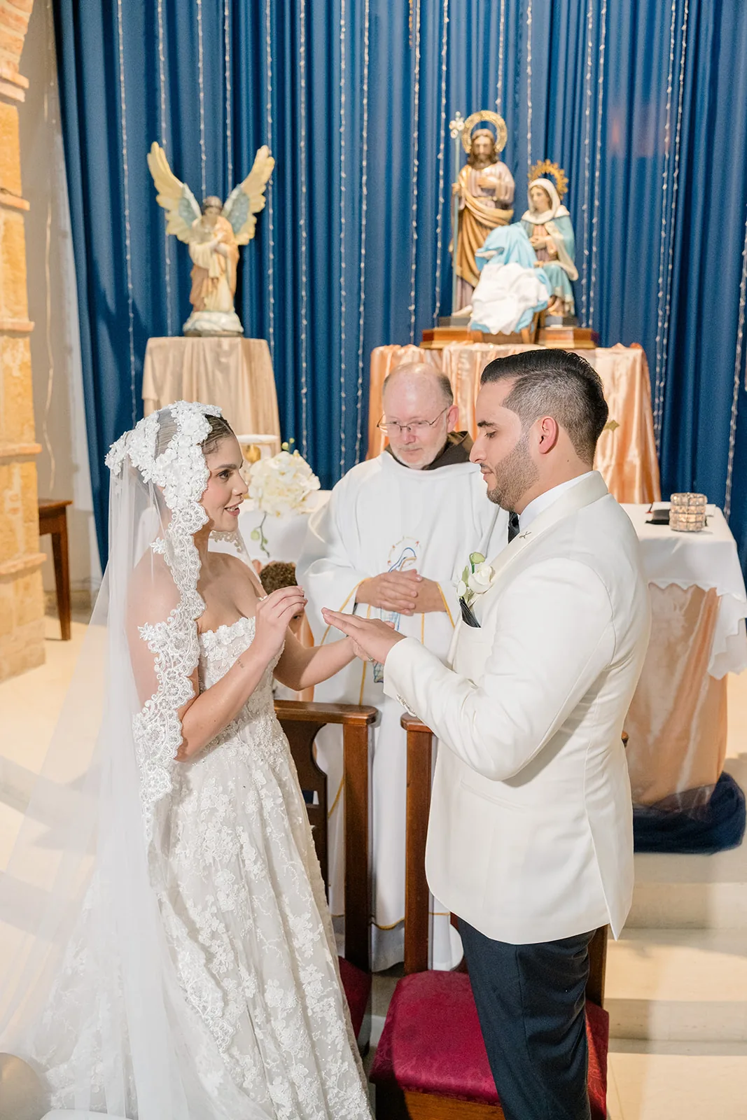 Boda de Vale y Miguel — iglesia